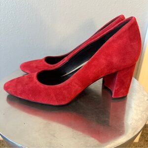 Aersoles Martha Stewart Red Suede Betty Pump. Size 7. Excellent Condition.